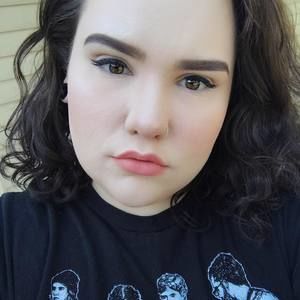 Meet your Posher, Kelsey